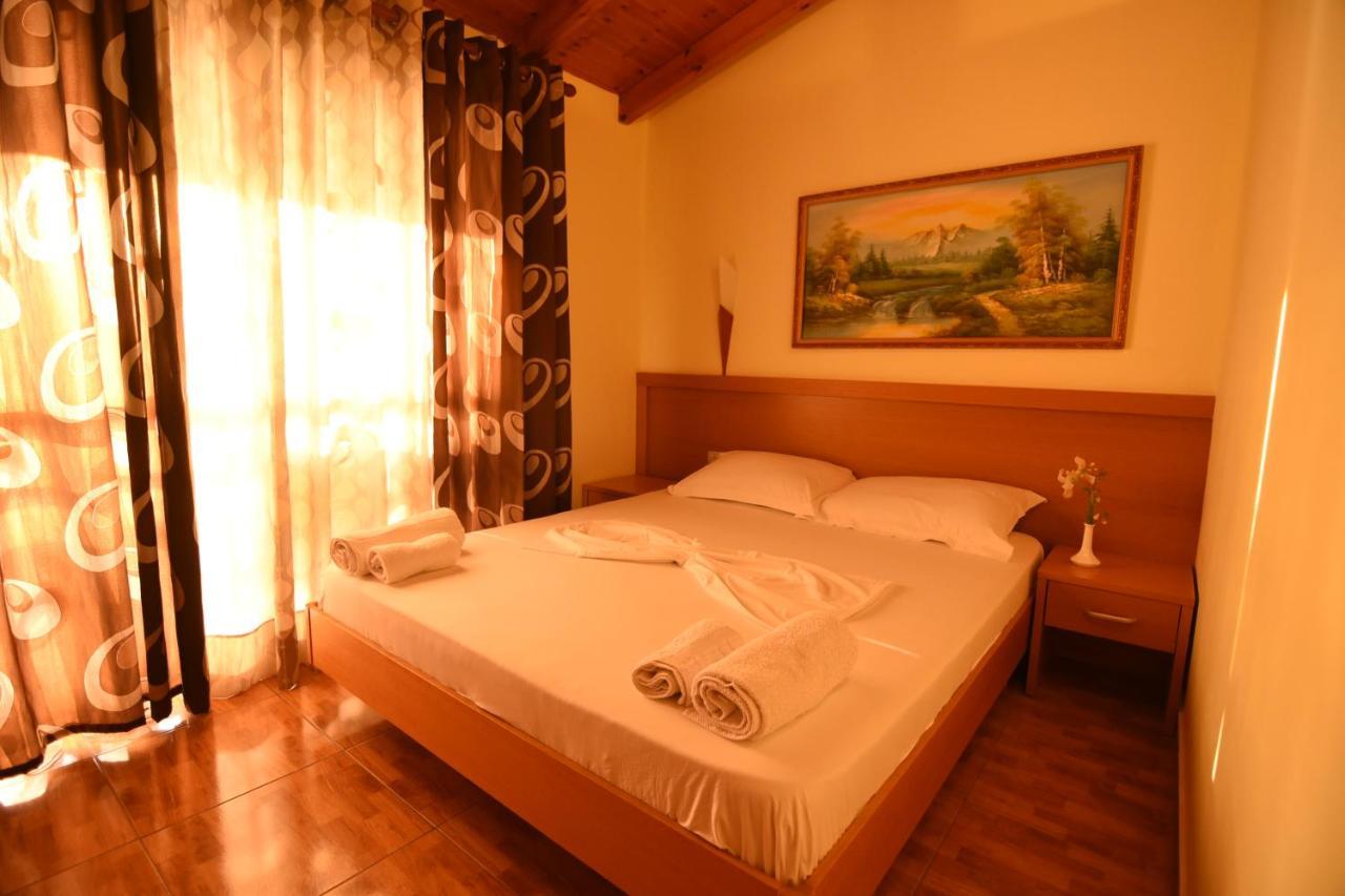 Hotel Ramosaco, Radhime, Vlore Экстерьер фото