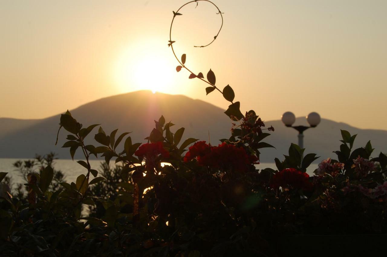 Hotel Ramosaco, Radhime, Vlore Экстерьер фото